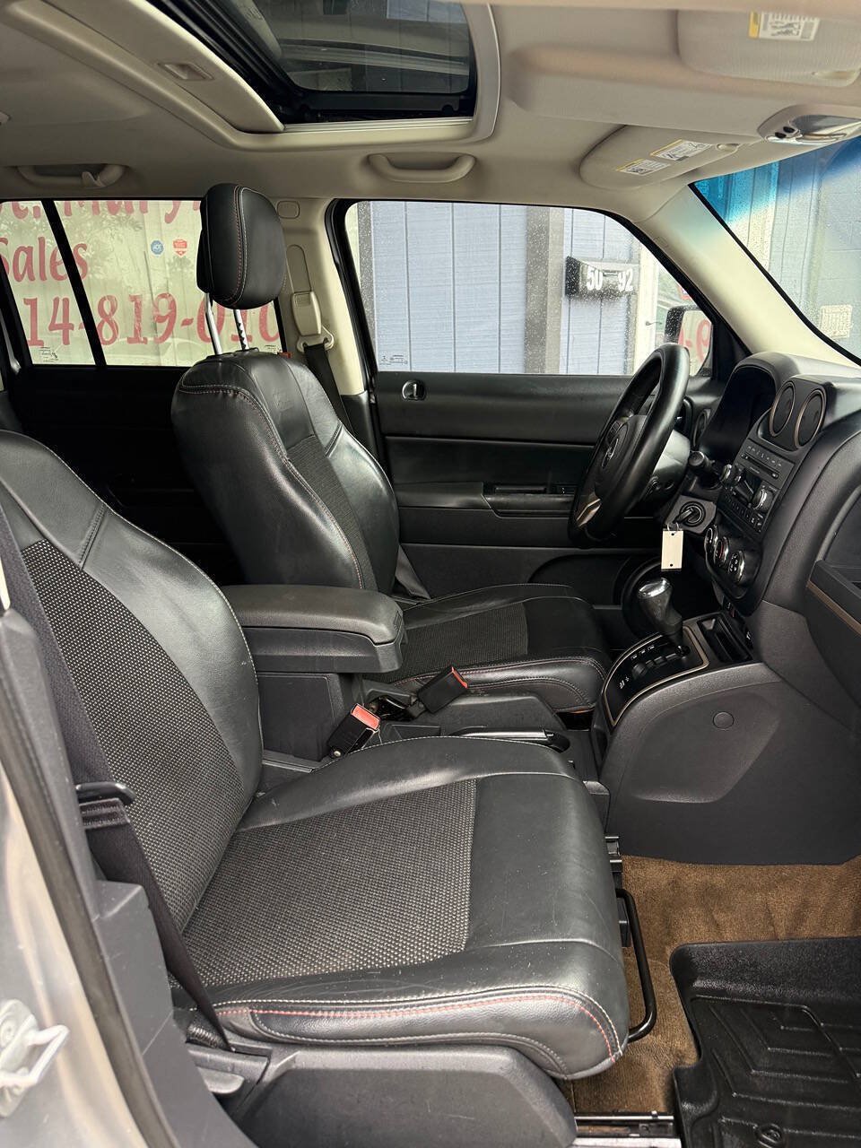 Used 2017 Jeep Patriot 75th Anniversary w/ Power Value Group FWD image 9