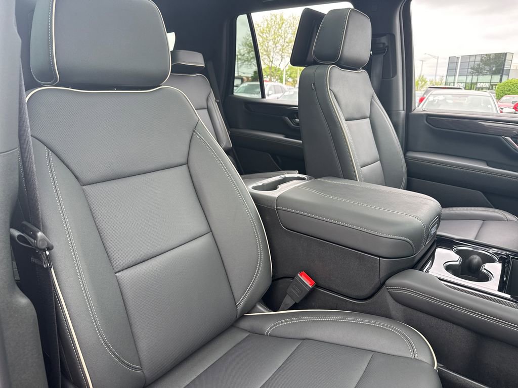 Certified 2026 GMC Yukon Elevation w/ Elevation Premium Package AWD/4WD image 42