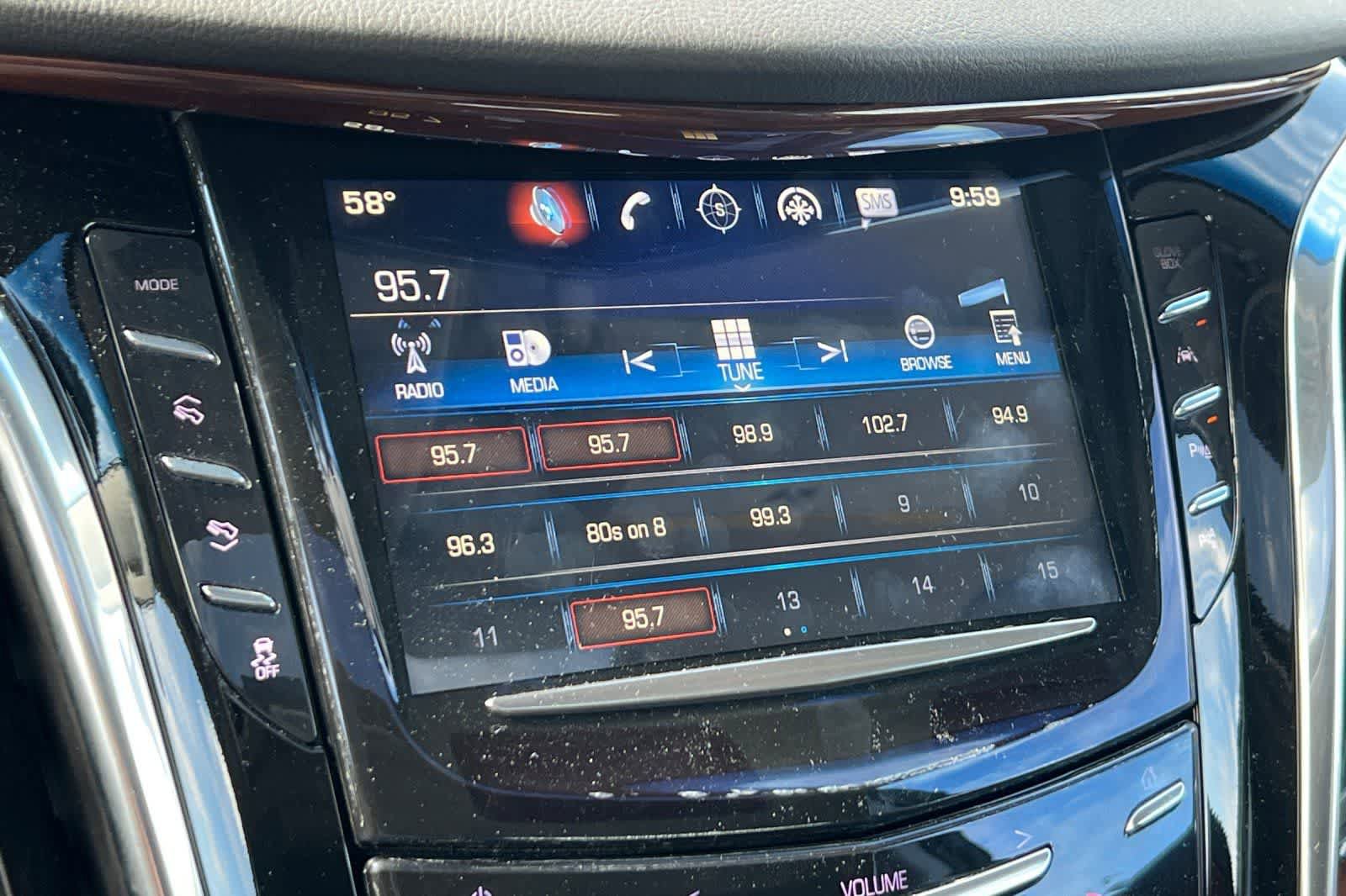 Used 2017 Cadillac Escalade Premium Luxury AWD/4WD image 21