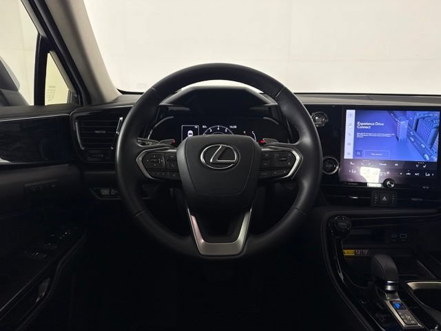 Certified 2025 Lexus NX 350 AWD w/ Accessory Package (2T) image 37