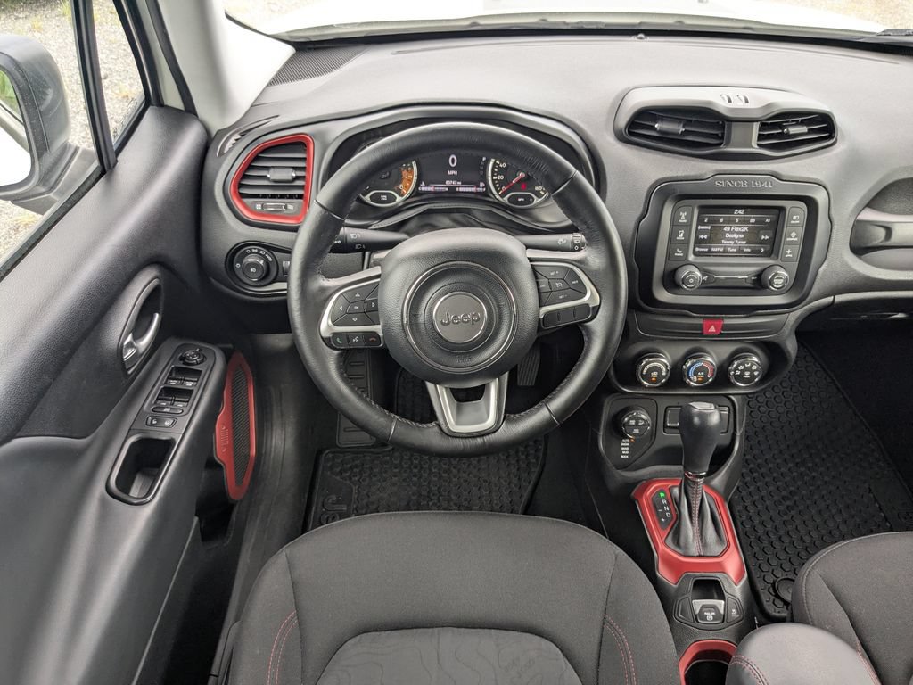 Used 2017 Jeep Renegade Trailhawk w/ Safety & Security Group AWD/4WD image 19