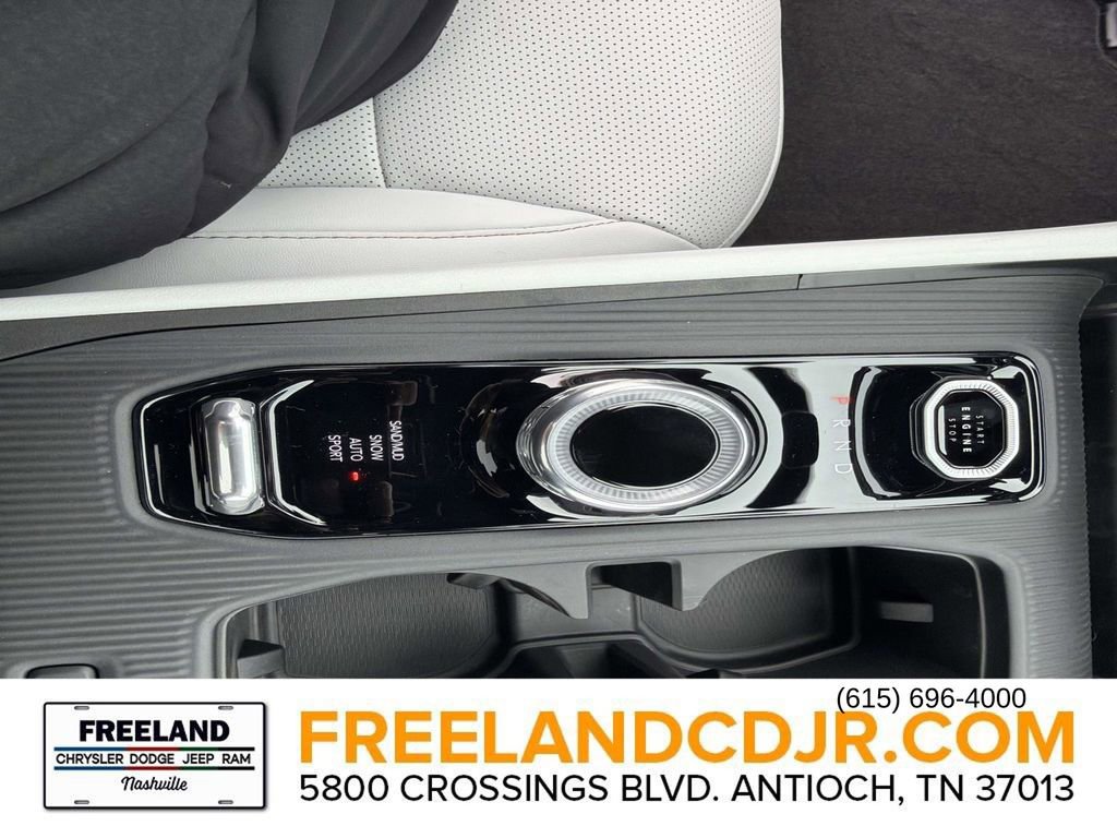 New 2026 Jeep Cherokee Limited image 31