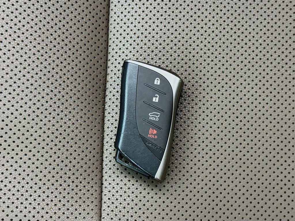 Used 2020 Lexus GX 460 Premium image 35