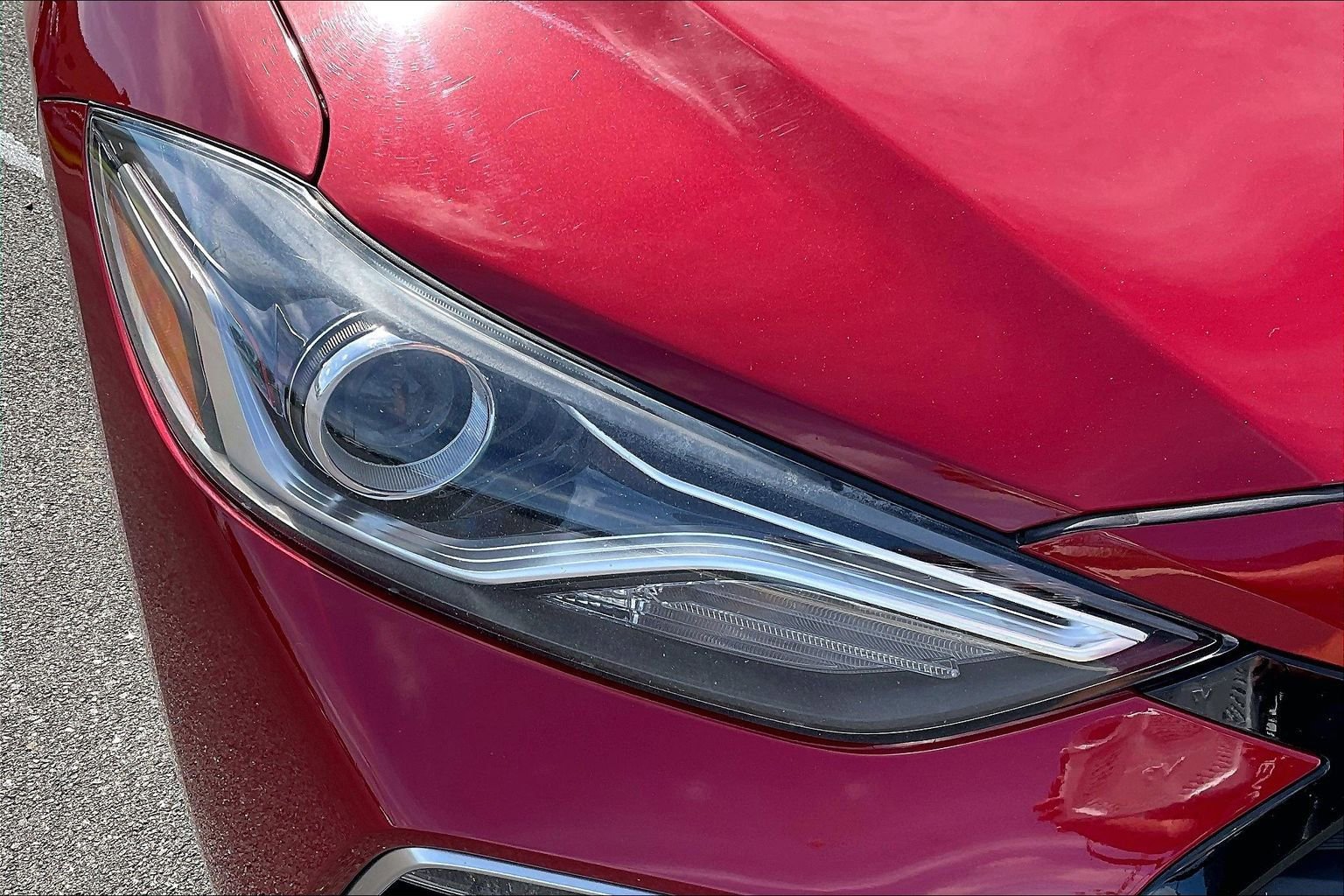 Used 2018 Hyundai Elantra Sport w/ Sport Premium Package 03 FWD image 32