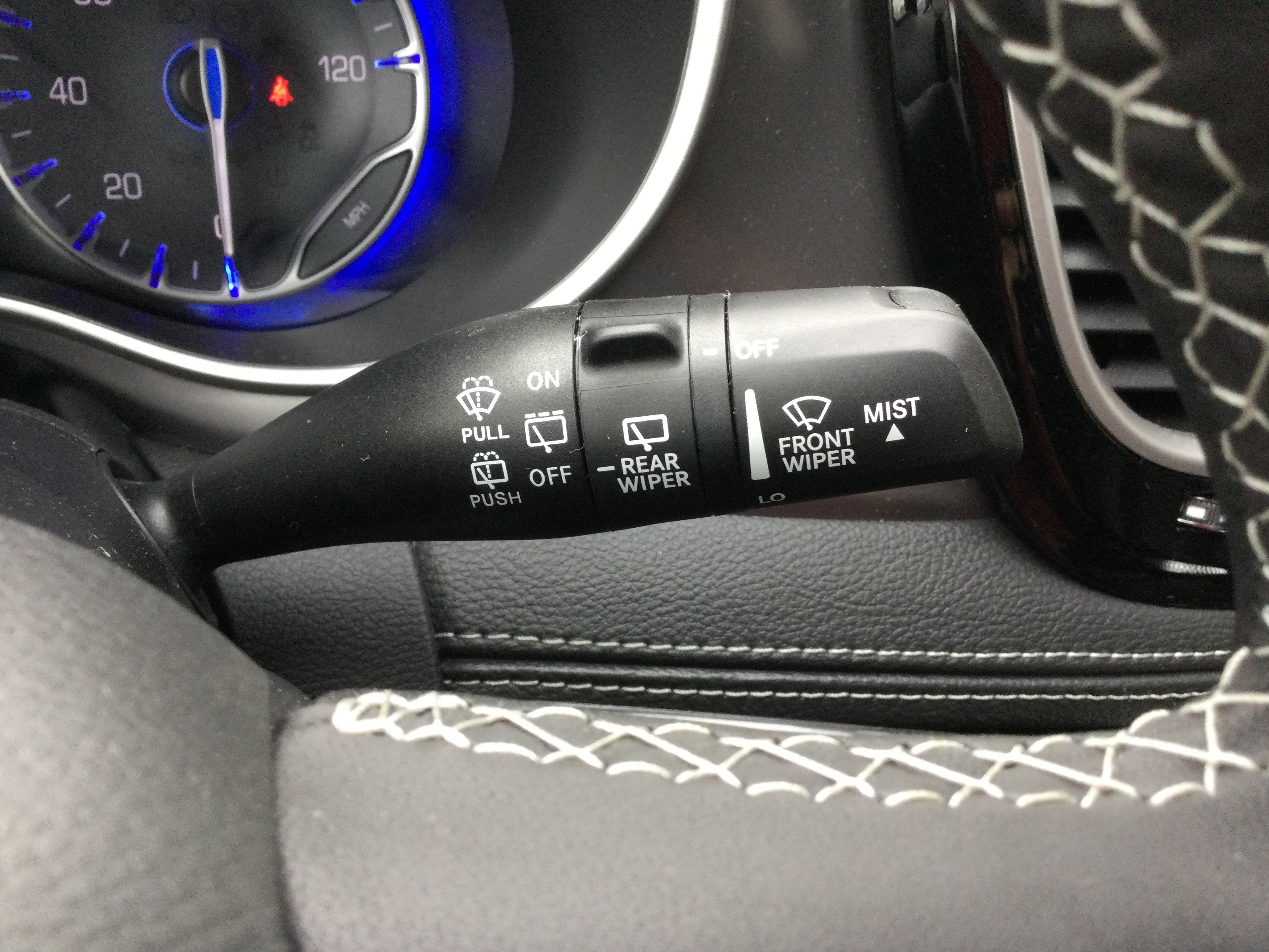 New 2026 Chrysler Pacifica Select image 14