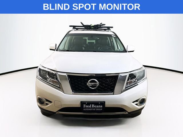 Used 2015 Nissan Pathfinder Platinum image 2