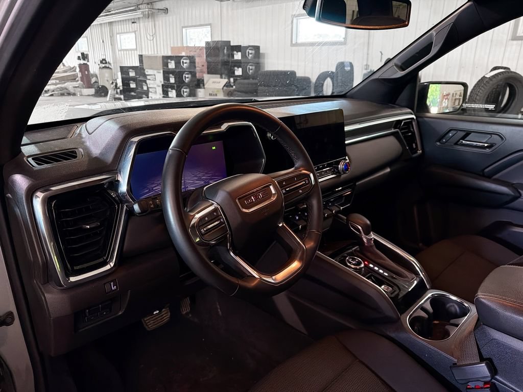 Used 2024 GMC Canyon Elevation w/ Convenience Package AWD/4WD image 8