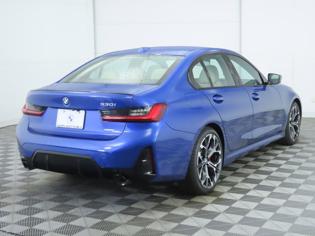 New 2026 BMW 330i Sedan w/ M Sport Package image 5