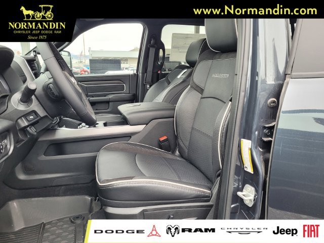 New 2026 RAM 3500 Laramie AWD/4WD image 9