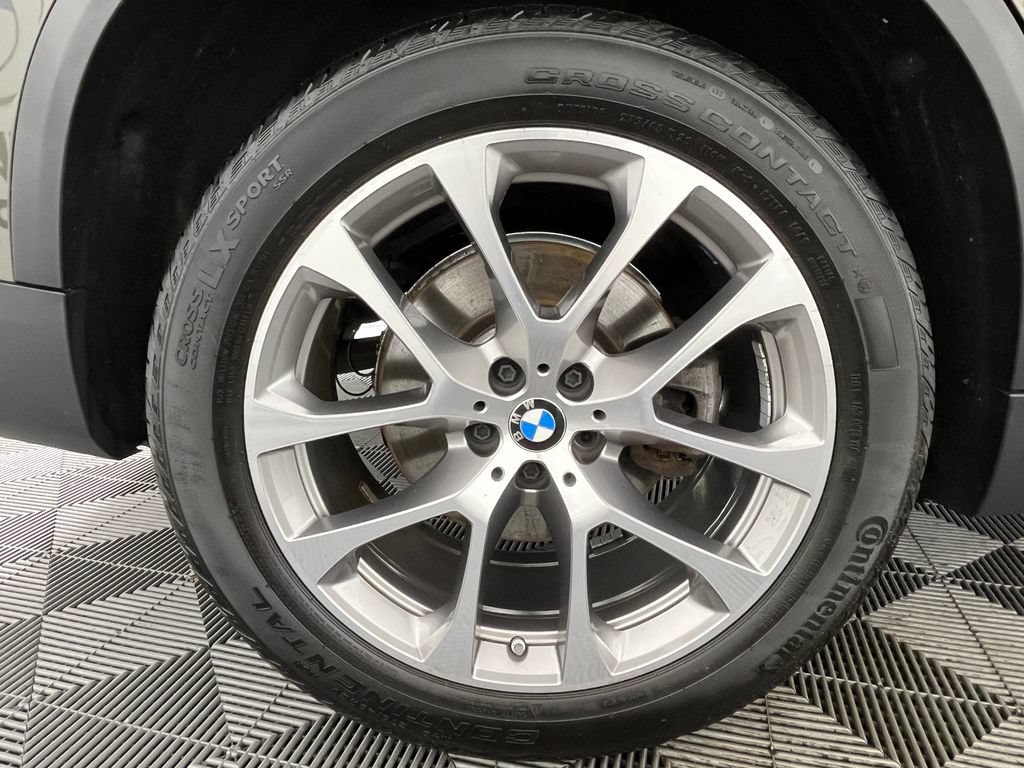 Certified 2024 BMW X5 xDrive40i w/ Premium Package AWD/4WD image 14