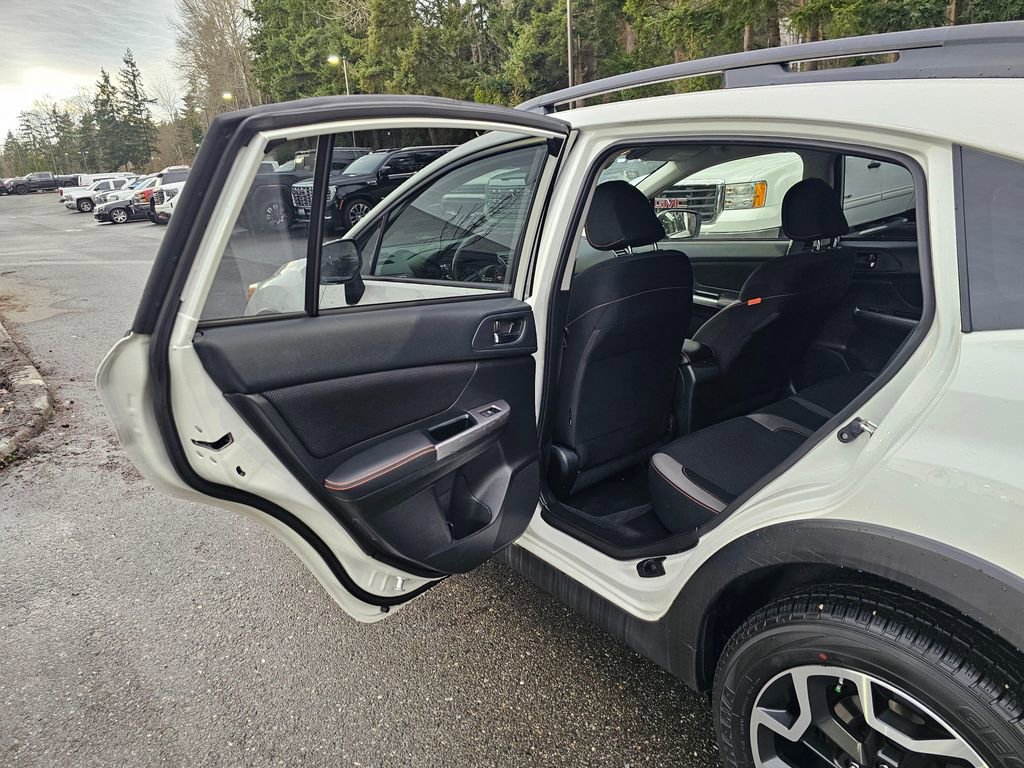 Used 2017 Subaru Crosstrek 2.0i Premium image 15