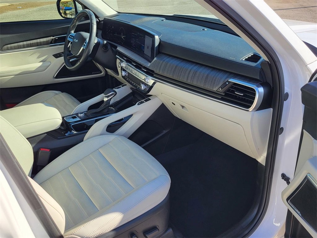Used 2024 Kia Telluride SX Prestige image 9