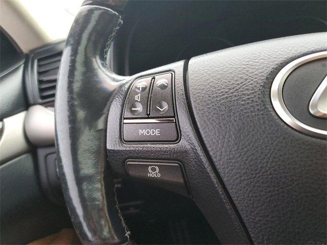 Used 2013 Lexus LS 460 AWD w/ Comfort Pkg image 11