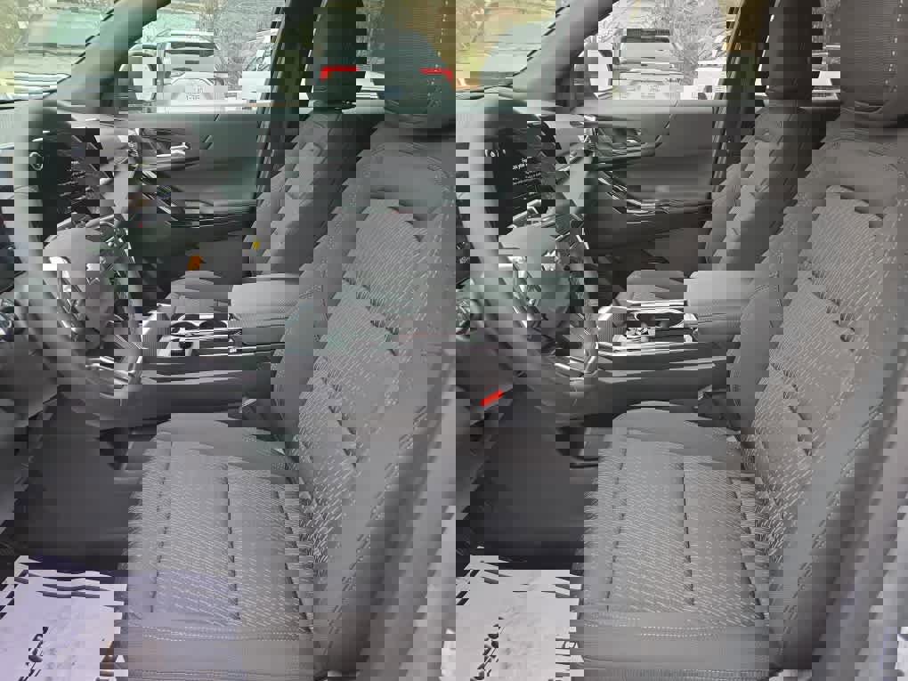 New 2026 Chevrolet Equinox LT image 13