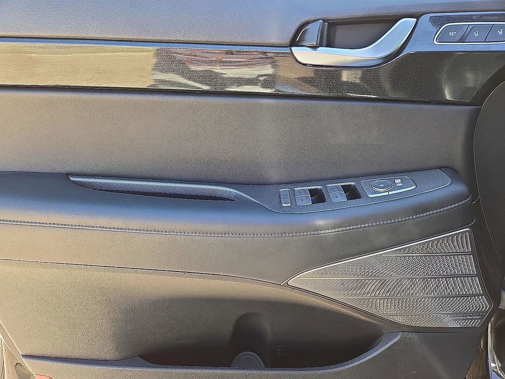 Used 2021 Hyundai Palisade Limited w/ Cargo Package image 20