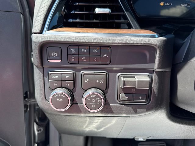 New 2026 Chevrolet Tahoe High Country w/ Sun And Tow Package AWD/4WD image 22