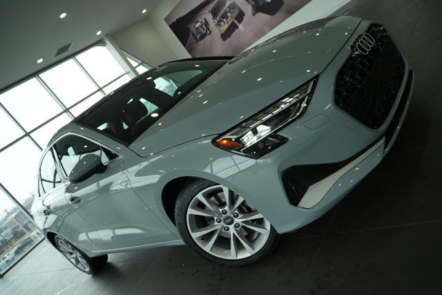 Used 2025 Audi A3 2.0T Premium w/ Convenience Package image 4