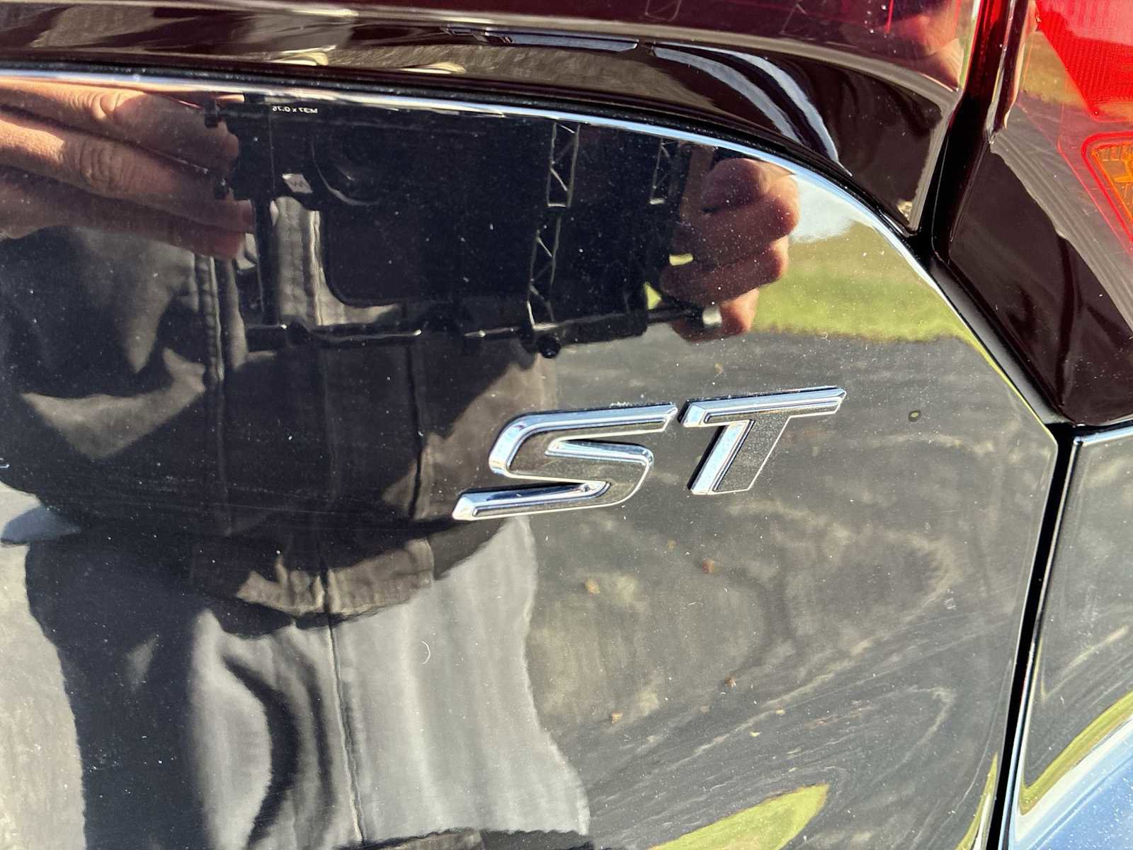 Used 2023 Buick Encore GX Select w/ Sport Touring Package image 29