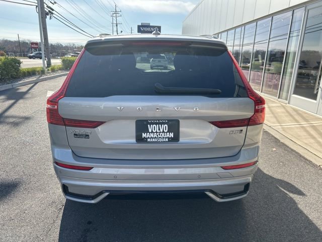 Certified 2025 Volvo XC60 B5 Plus image 4