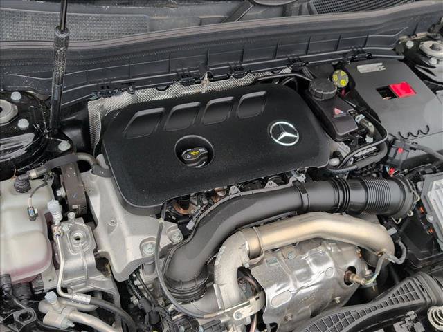 Certified 2025 Mercedes-Benz GLB 250 4MATIC image 21