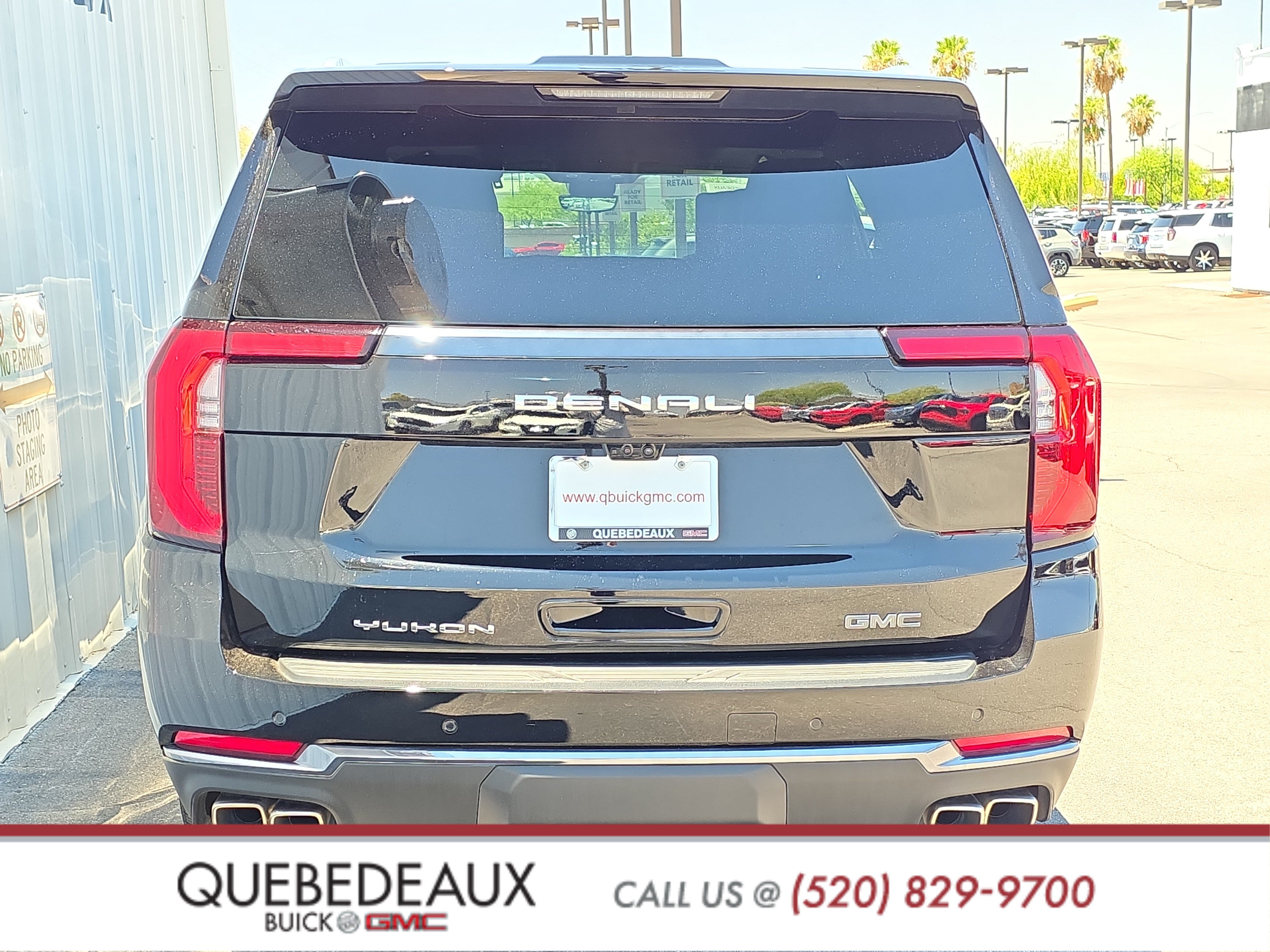 Used 2025 GMC Yukon Denali Ultimate AWD/4WD image 6