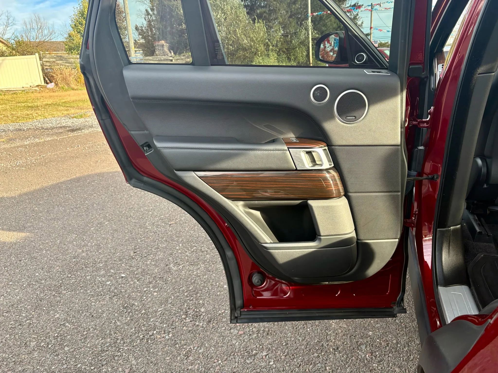 Used 2017 Land Rover Range Rover image 11