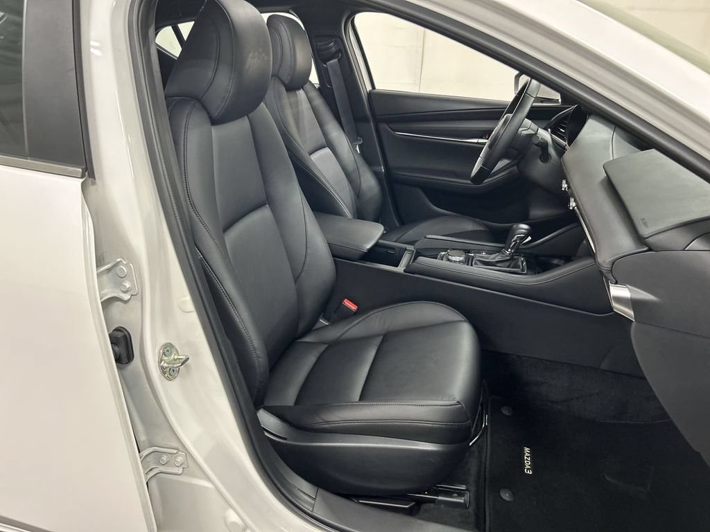 Certified 2025 MAZDA MAZDA3 s FWD image 23
