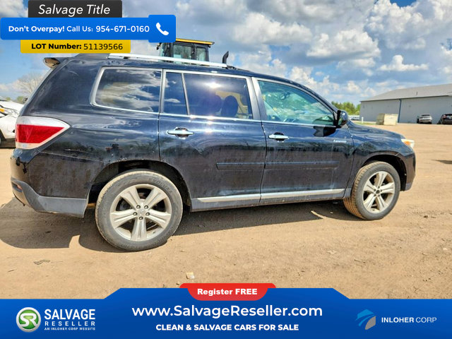 Used 2012 Toyota Highlander Limited w/ Tow Pkg AWD/4WD image 4