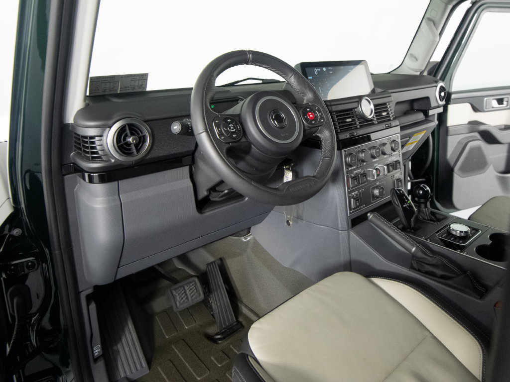 Used 2025 INEOS Grenadier Station Wagon AWD/4WD image 14