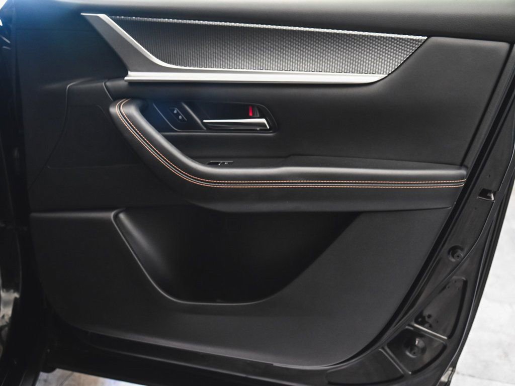 Used 2024 MAZDA CX-90 Plug-In Hybrid w/ Preferred image 10