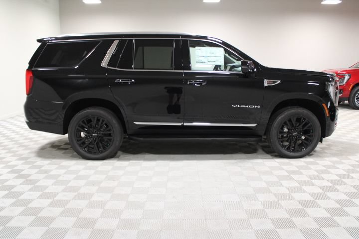 New 2026 GMC Yukon Elevation w/ Elevation Premium Package AWD/4WD image 13
