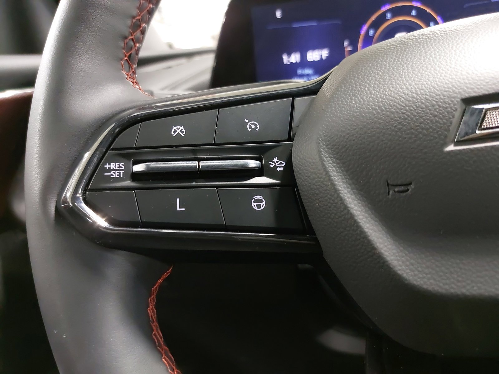 Used 2024 Chevrolet Traverse RS w/ LPO, Floor Liner Package image 18