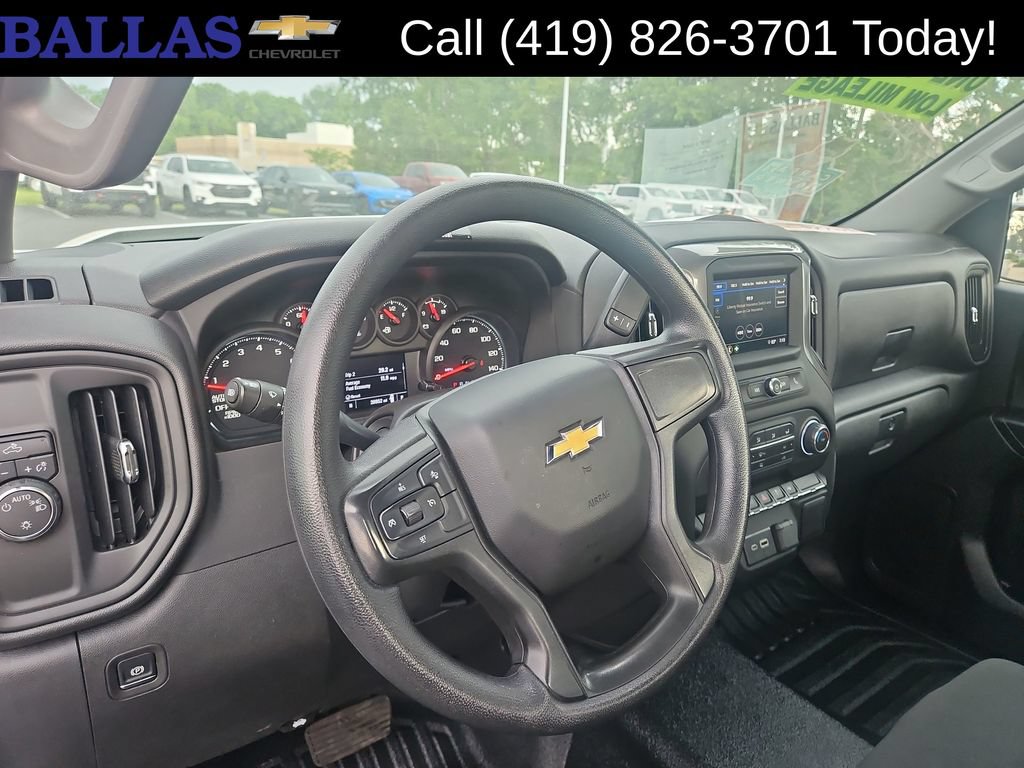 Certified 2025 Chevrolet Silverado 1500 W/T RWD image 10