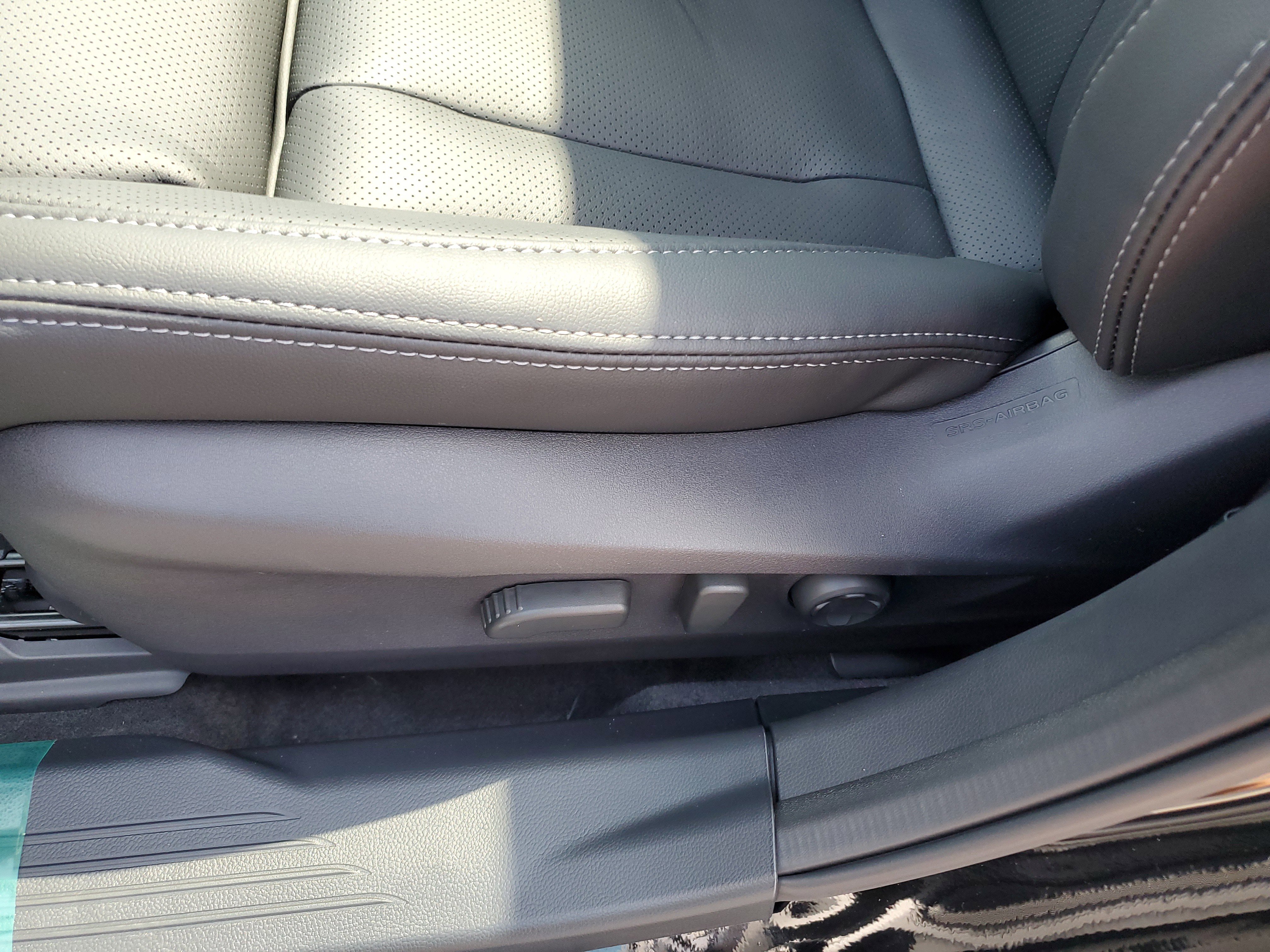 Used 2025 Subaru Outback Touring XT w/ Popular Package #2 image 12