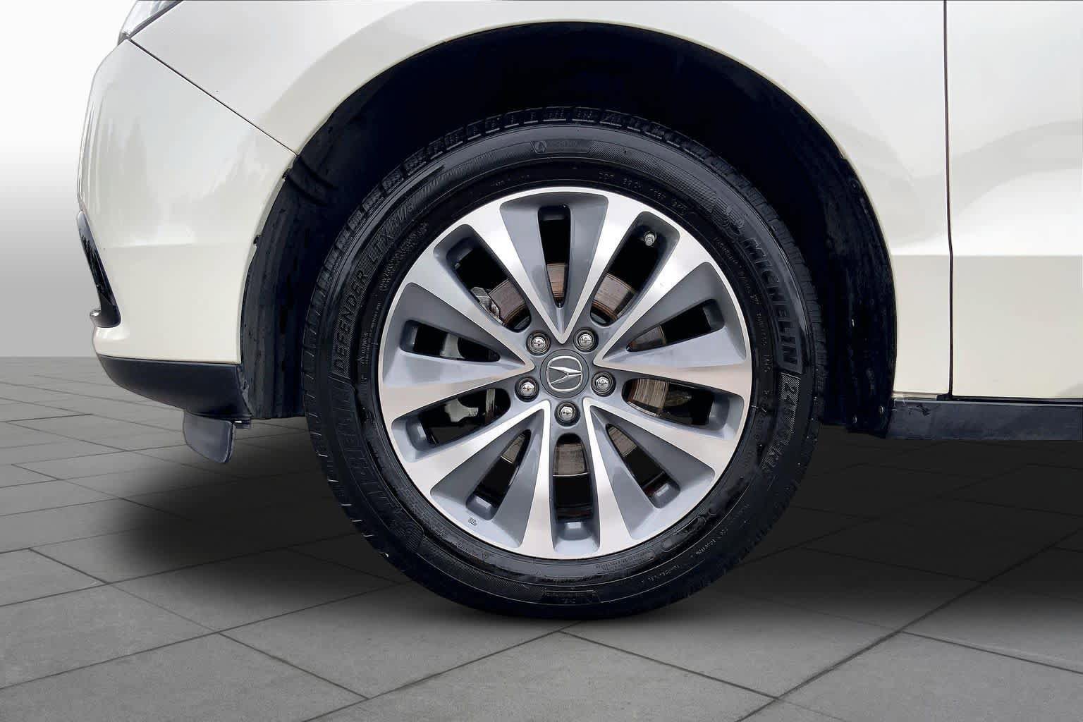 Used 2016 Acura MDX FWD w/ Technology Package image 11
