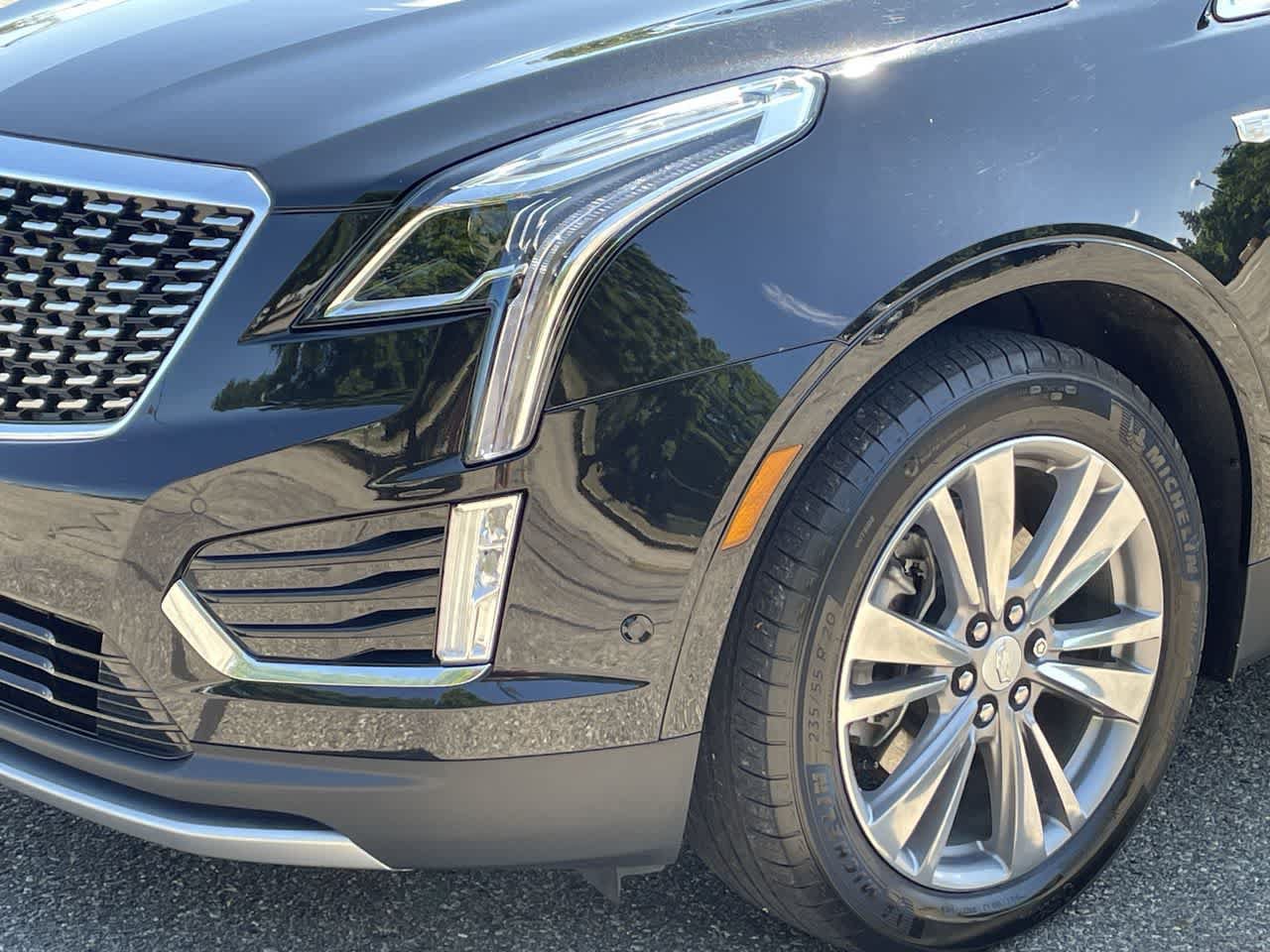 Certified 2024 Cadillac XT5 Premium Luxury w/ Technology Package AWD/4WD image 39