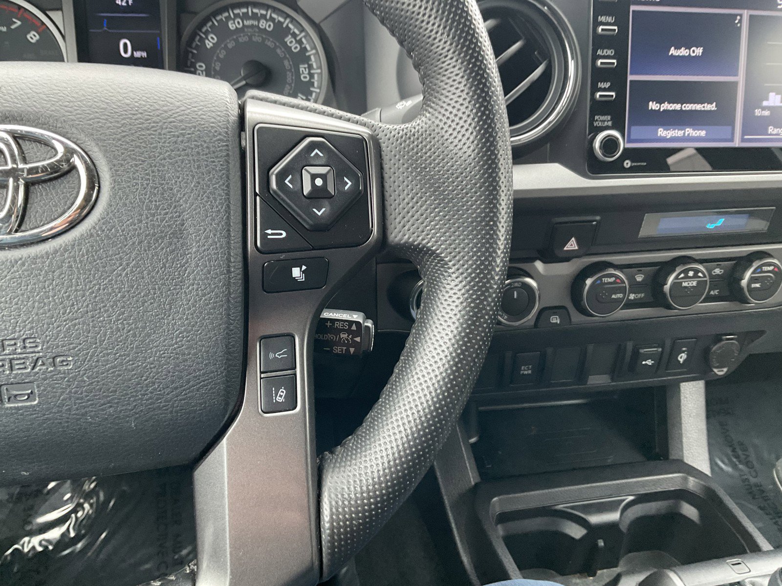 Used 2023 Toyota Tacoma TRD Off-Road image 25