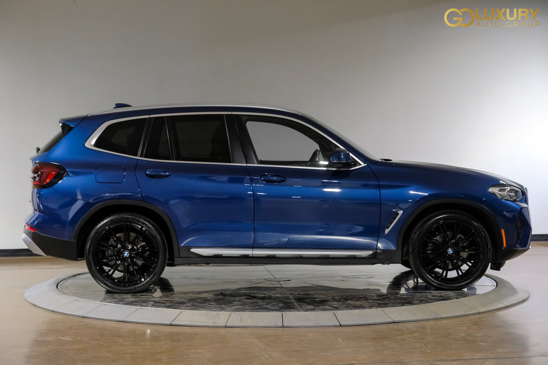 Used 2024 BMW X3 sDrive30i w/ Premium Package RWD image 9