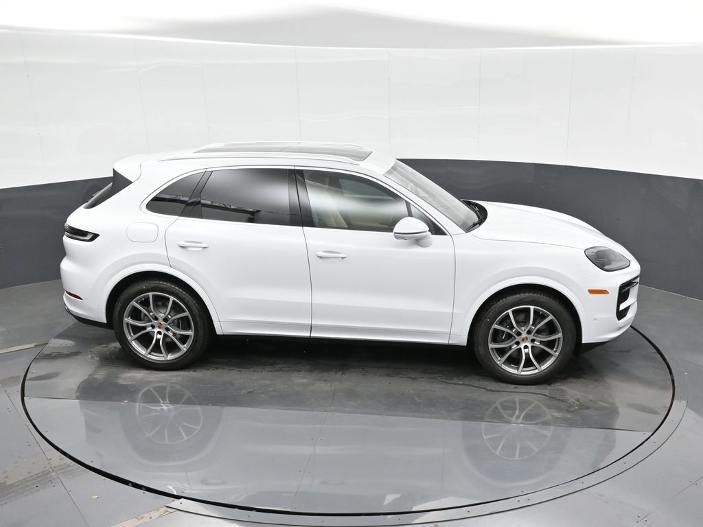 New 2026 Porsche Cayenne image 31