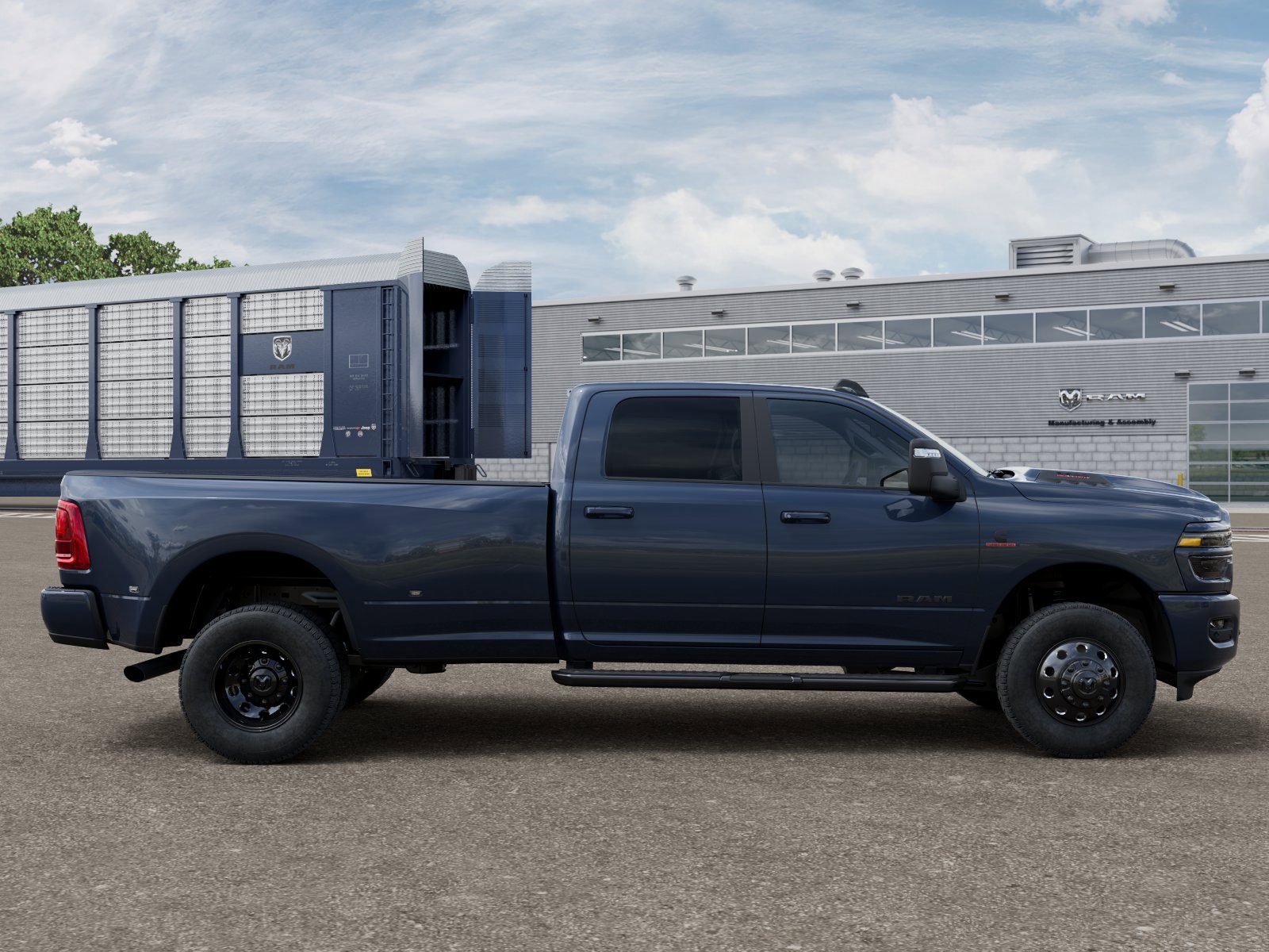 New 2026 RAM 3500 Laramie AWD/4WD image 12