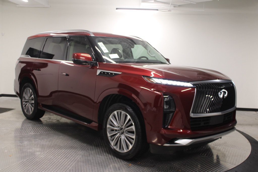 Certified 2025 INFINITI QX80 Sensory AWD/4WD image 11