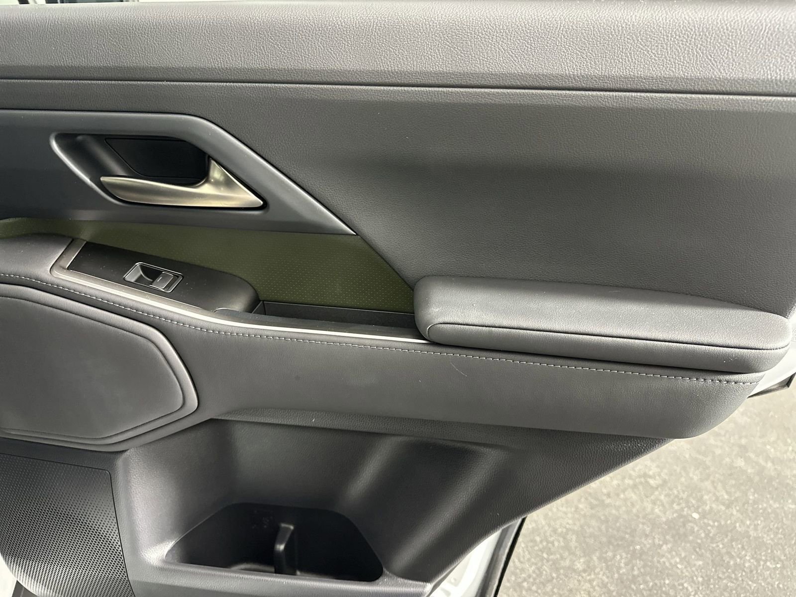 Used 2024 Lexus GX 550 image 31