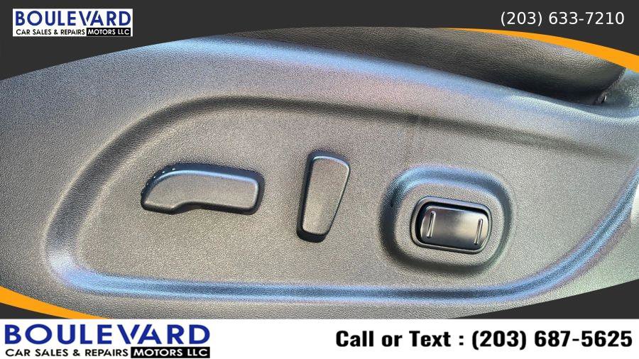 Used 2016 INFINITI QX60 3.5 Sport Utility 4D w/ Premium Plus Package image 15