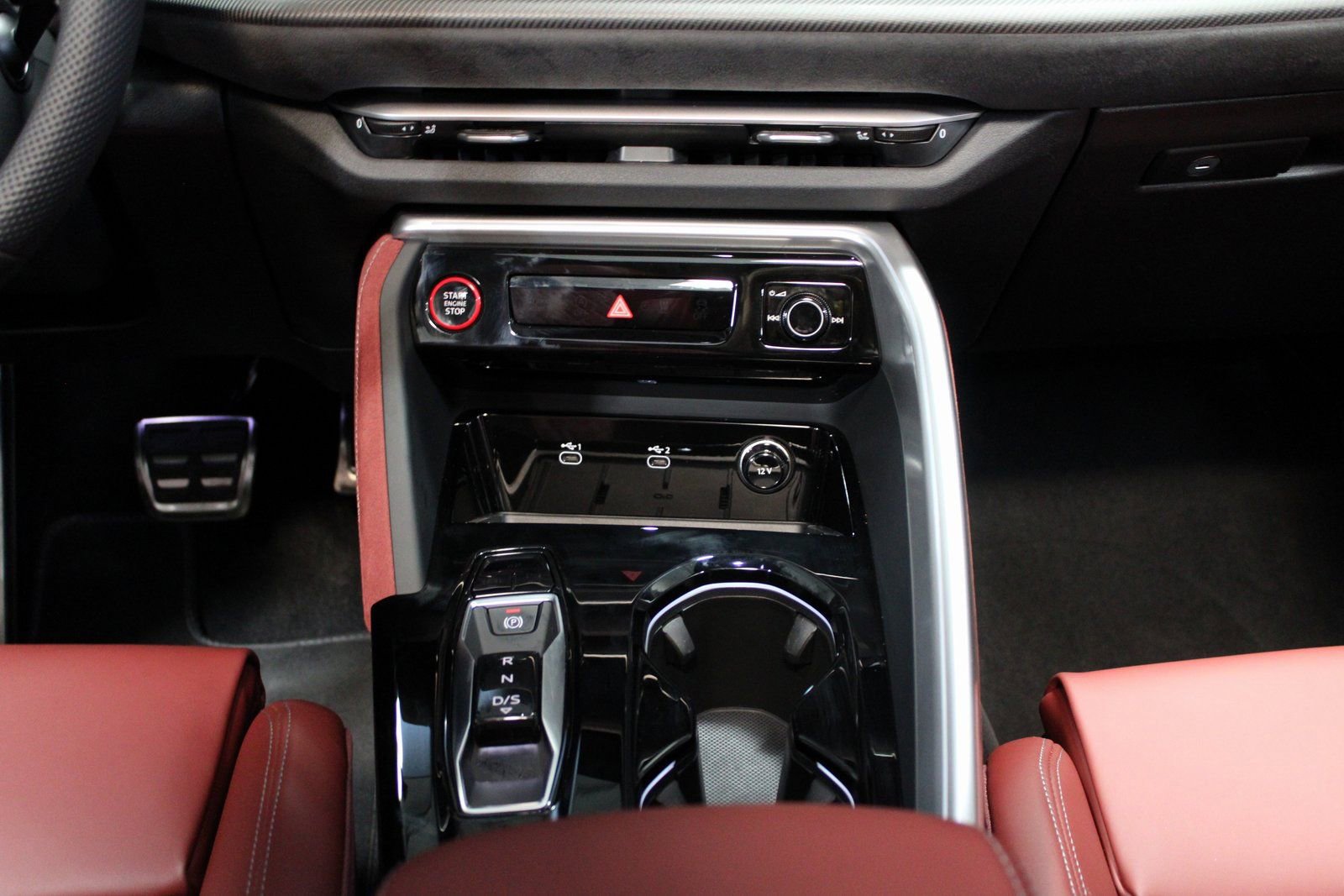 Used 2025 Audi SQ5 Prestige image 31