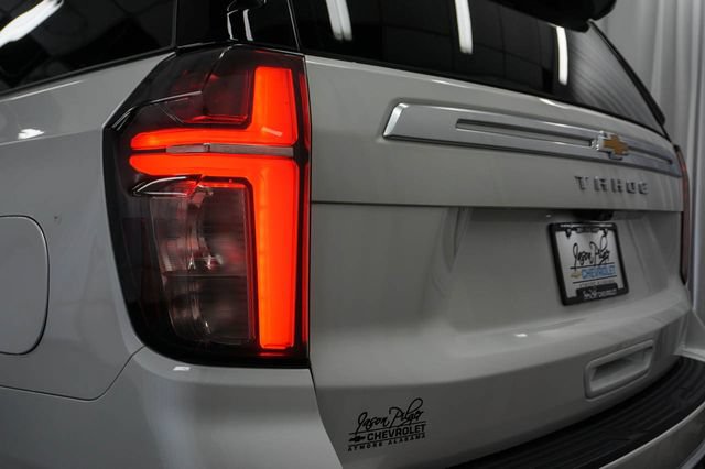Used 2024 Chevrolet Tahoe High Country AWD/4WD image 16