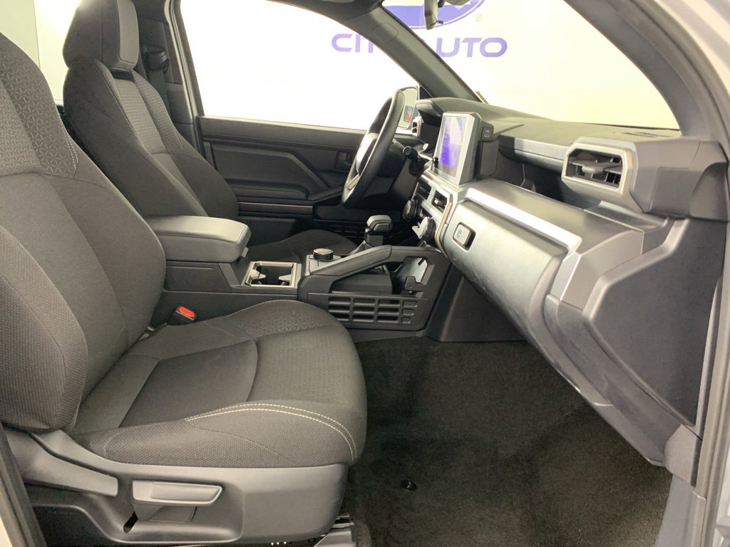 Used 2025 Toyota 4Runner SR5 image 41