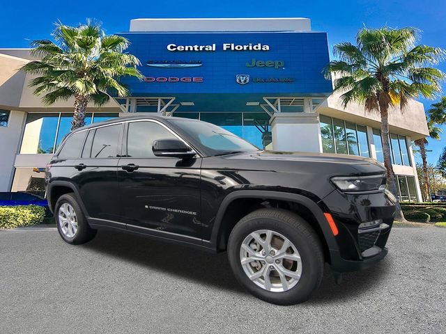 Certified 2023 Jeep Grand Cherokee Limited image 2