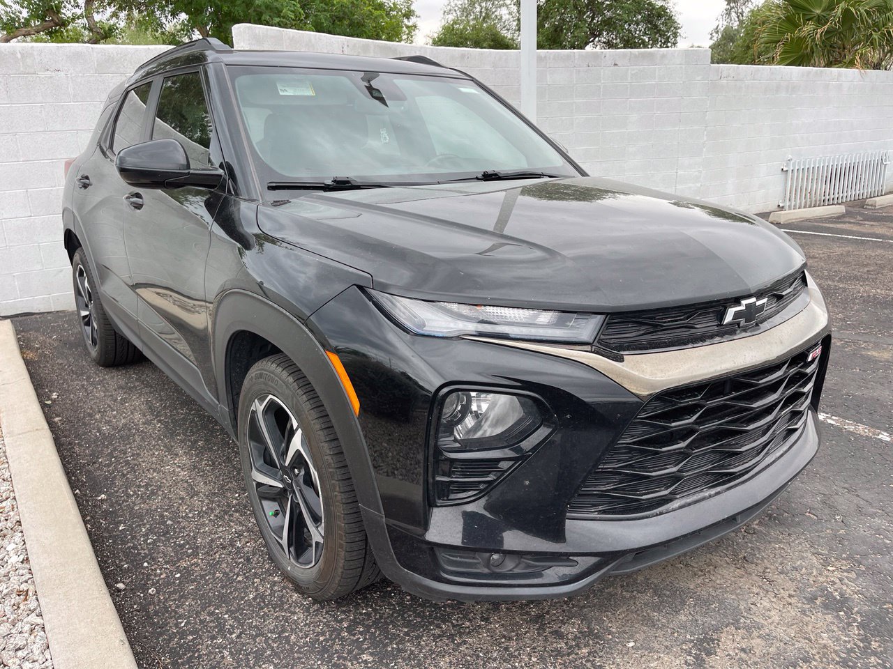 Used 2023 Chevrolet TrailBlazer RS w/ Convenience Package FWD image 3