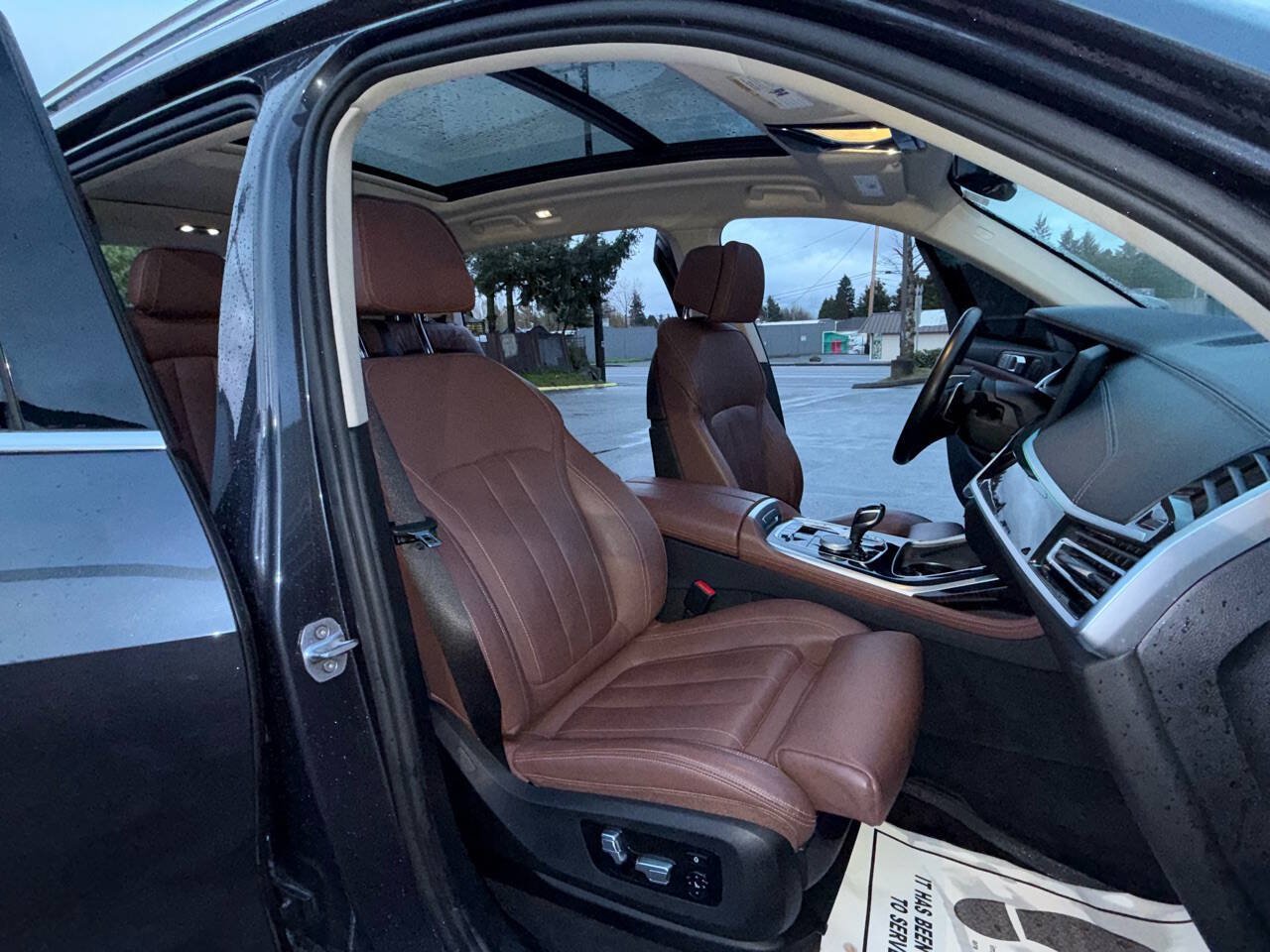 Used 2019 BMW X7 xDrive50i w/ Cold Weather Package AWD/4WD image 34