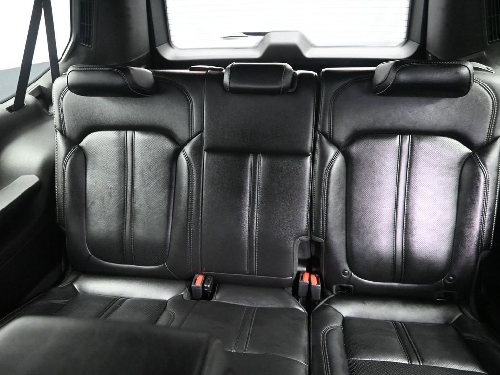 Used 2024 Jeep Wagoneer L Series II w/ Flexible Seating Group image 30